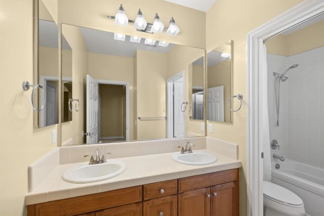2873 W Bainbridge Rd., San Diego, CA 92106