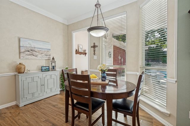 3921 Parker Oaks Drive, Arlington, TX 76016