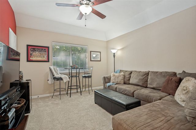 3921 Parker Oaks Drive, Arlington, TX 76016