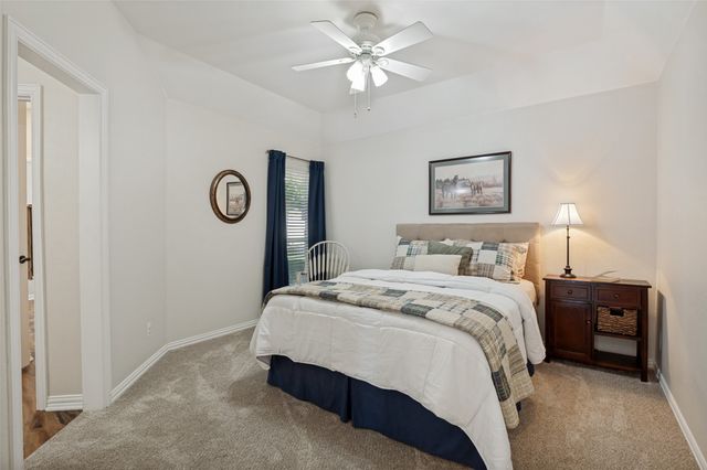 3921 Parker Oaks Drive, Arlington, TX 76016