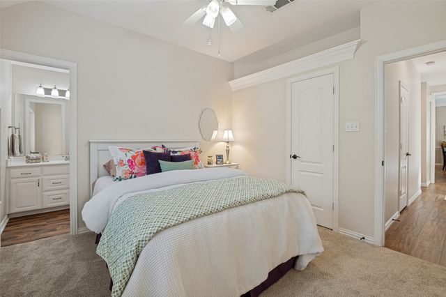 3921 Parker Oaks Drive, Arlington, TX 76016