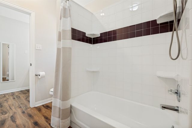 3921 Parker Oaks Drive, Arlington, TX 76016