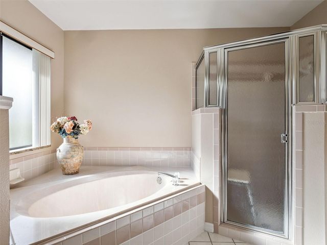 21506 QUEEN ANNE COURT, Leesburg, FL 34748