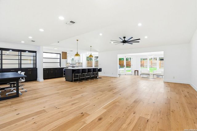 842 Timber, New Braunfels, TX 78130