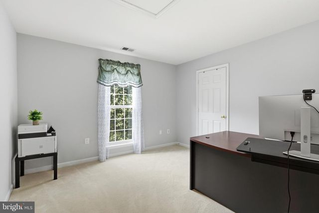 3738 FREEHILL LN, Fairfax, VA 22033