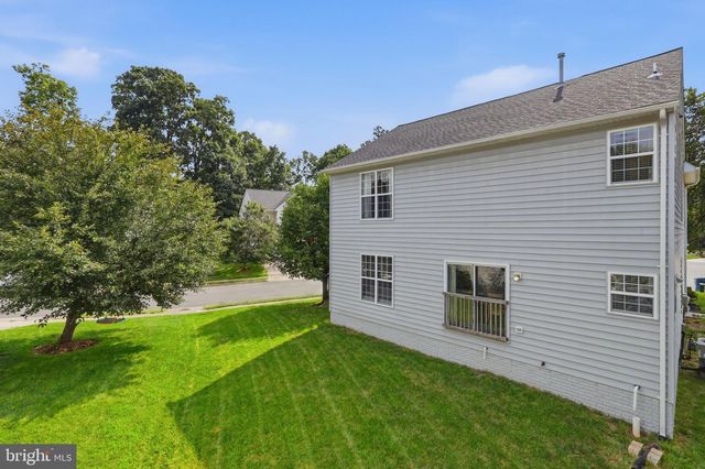 3738 FREEHILL LN, Fairfax, VA 22033
