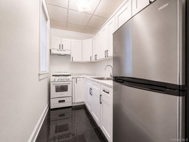 77-64 79th Street, Glendale, NY 11385