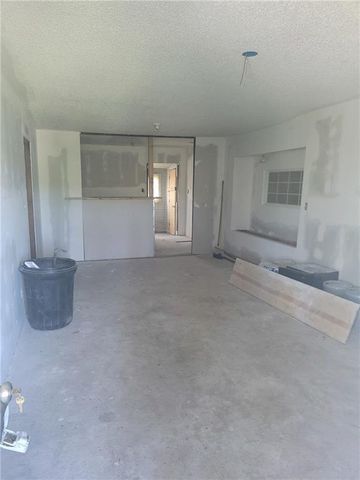 3009 N 11th Street, Kansas City, KS 66104