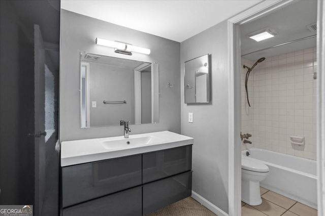 144 Woodmere Square NW, Atlanta, GA 30327