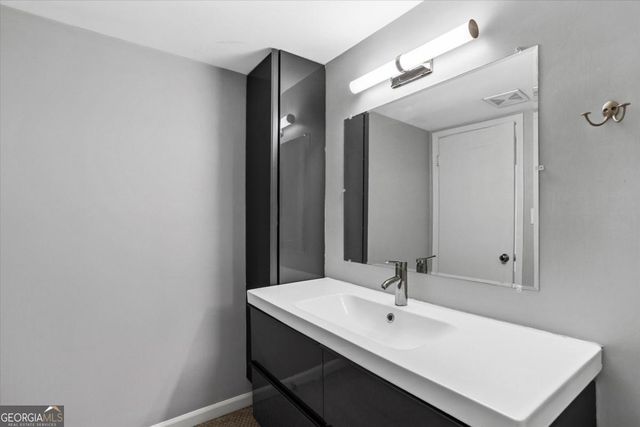 144 Woodmere Square NW, Atlanta, GA 30327