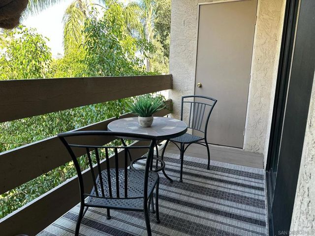 425 Autumn Dr 25, San Marcos, CA 92069