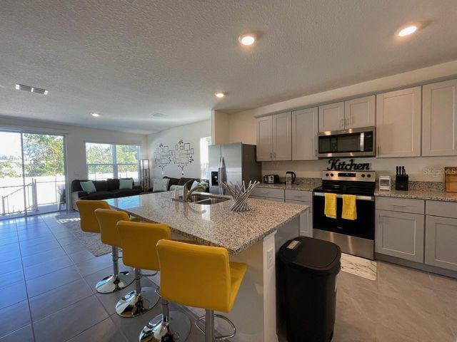 17 BELLA OAKS DRIVE, Port Orange, FL 32129