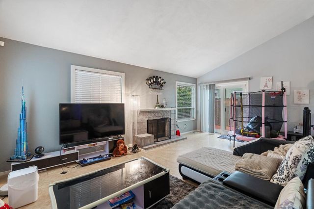 311 Shoreline Drive, Pittsburg, CA 94565