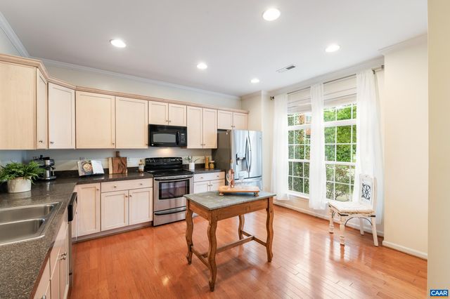2440 BARGAMIN ORCHARD LN, Crozet, VA 22932