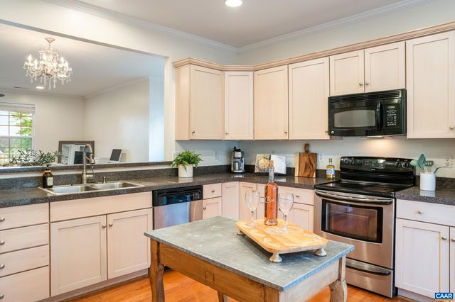 2440 BARGAMIN ORCHARD LN, Crozet, VA 22932