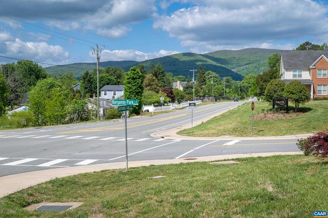 2440 BARGAMIN ORCHARD LN, Crozet, VA 22932