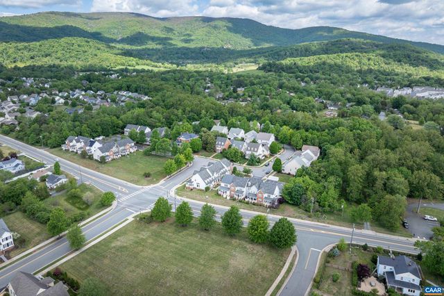 2440 BARGAMIN ORCHARD LN, Crozet, VA 22932