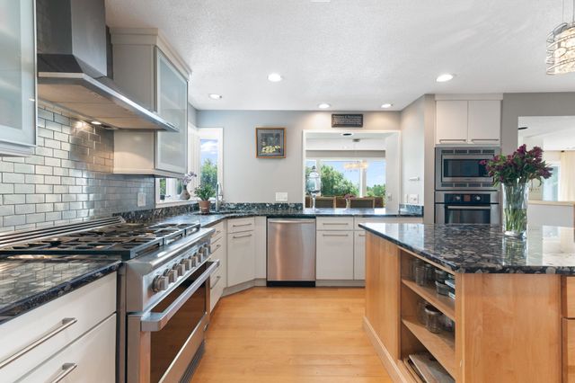 21 Pheasant Hill Road, Keene, NH 03431