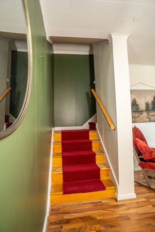 274 6th Avenue, Manistee, MI 49660