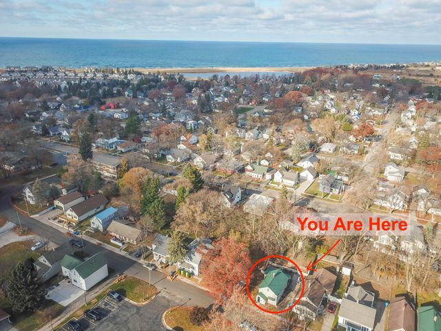 274 6th Avenue, Manistee, MI 49660