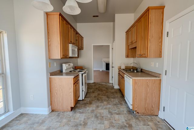 326 IVY HILLS CIRCLE, Calera, AL 35040