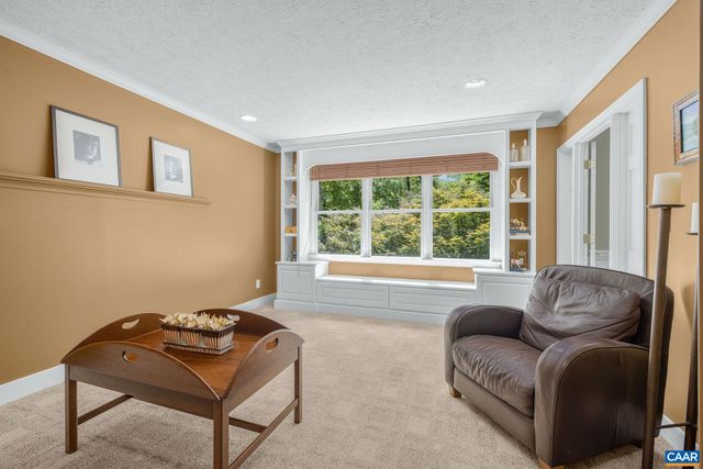125 VINCENNES RD, Charlottesville, VA 22911
