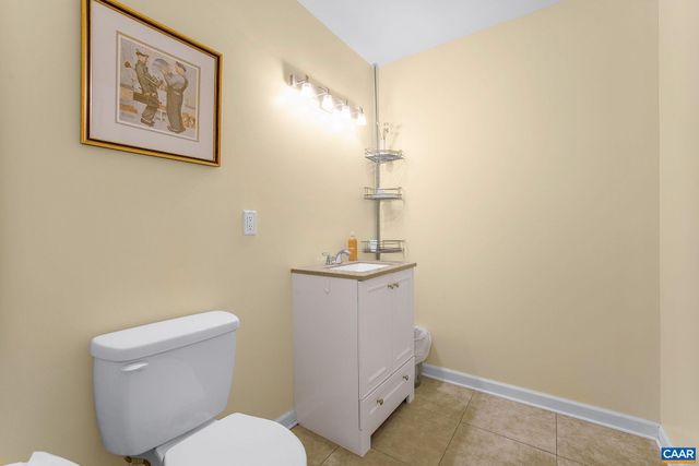 125 VINCENNES RD, Charlottesville, VA 22911