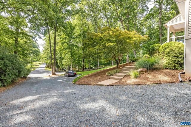 125 VINCENNES RD, Charlottesville, VA 22911