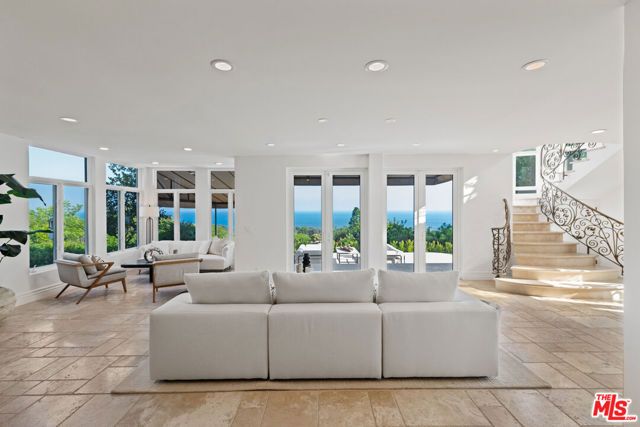 27931 Winding Way, Malibu, CA 90265