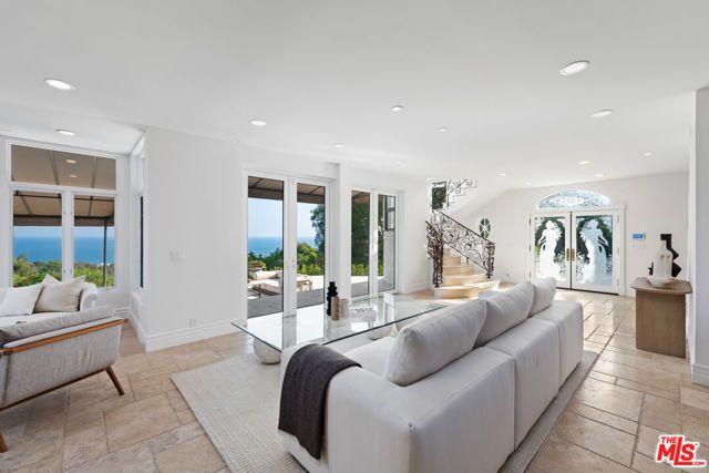 27931 Winding Way, Malibu, CA 90265