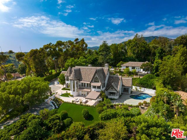 27931 Winding Way, Malibu, CA 90265