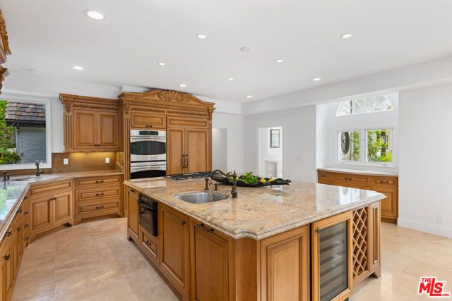 27931 Winding Way, Malibu, CA 90265