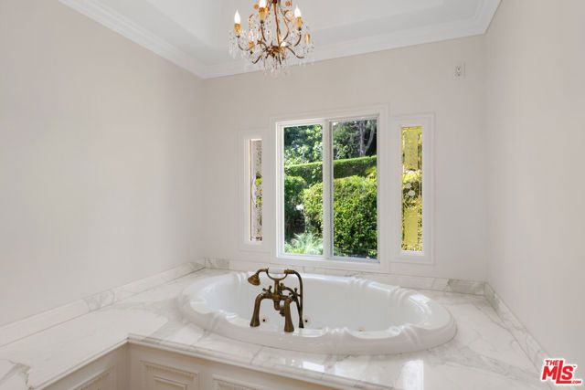 27931 Winding Way, Malibu, CA 90265