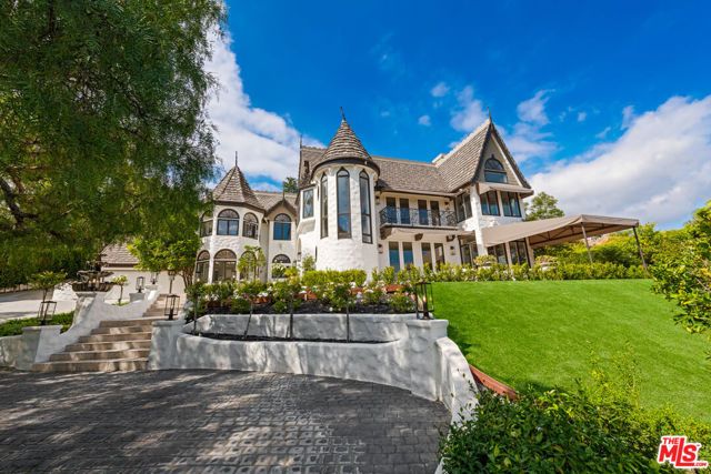 27931 Winding Way, Malibu, CA 90265