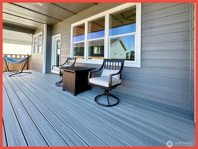 992 Alida Court SE, Ocean Shores, WA 98569