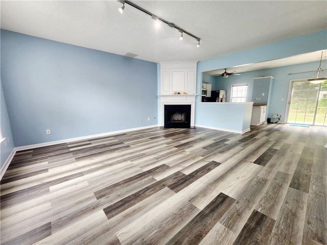 10900 Wittenridge Drive H8, Alpharetta, GA 30022