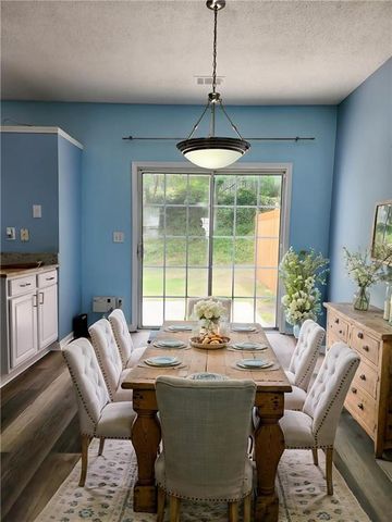 10900 Wittenridge Drive H8, Alpharetta, GA 30022