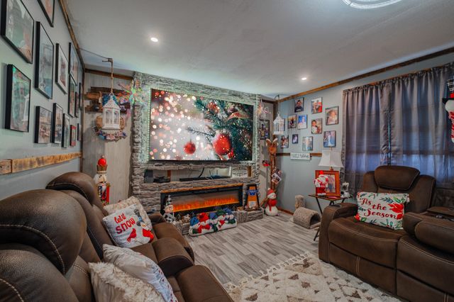 73 Spring Lake Cir, Beechgrove, TN 37018