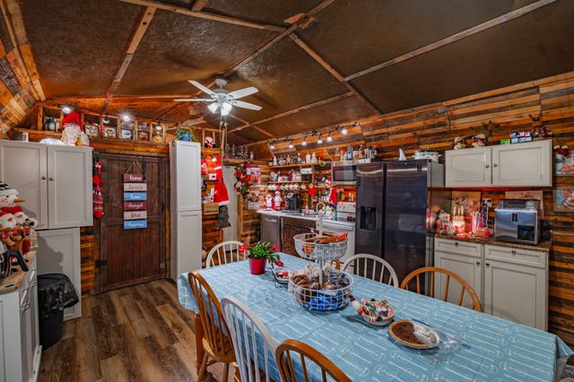 73 Spring Lake Cir, Beechgrove, TN 37018