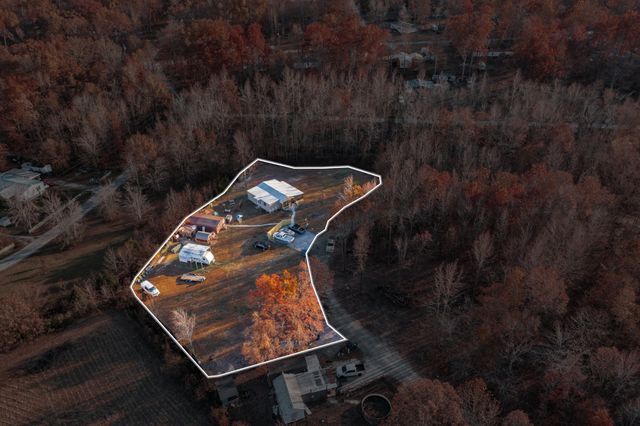 73 Spring Lake Cir, Beechgrove, TN 37018