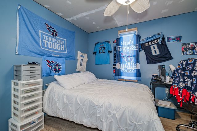 73 Spring Lake Cir, Beechgrove, TN 37018