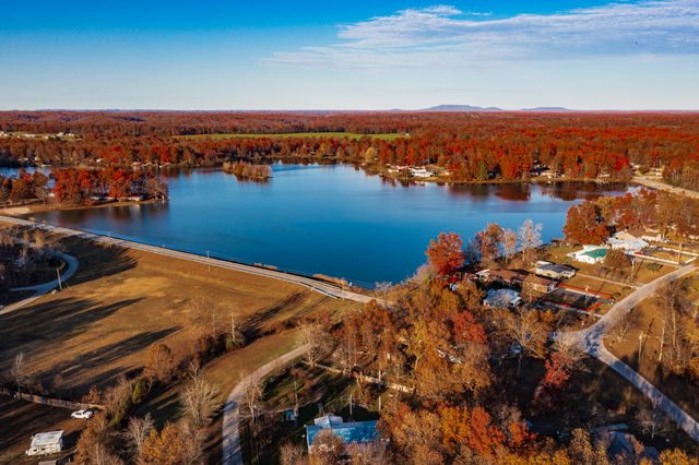 73 Spring Lake Cir, Beechgrove, TN 37018