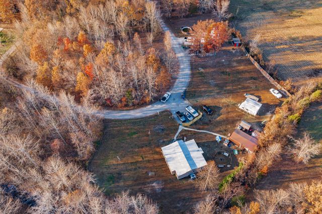 73 Spring Lake Cir, Beechgrove, TN 37018