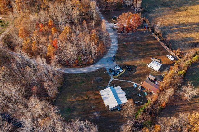 73 Spring Lake Cir, Beechgrove, TN 37018