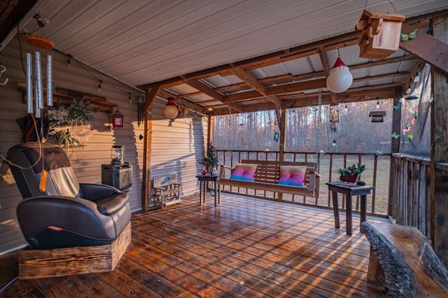 73 Spring Lake Cir, Beechgrove, TN 37018