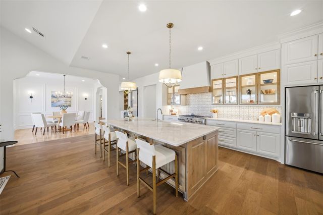 4801 Sunburst Ct, College Station, TX 77845