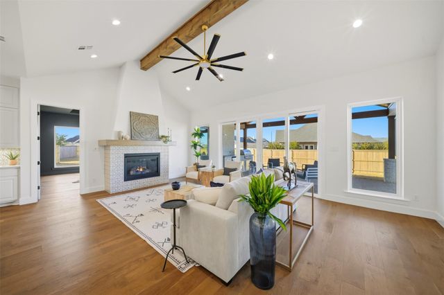 4801 Sunburst Ct, College Station, TX 77845