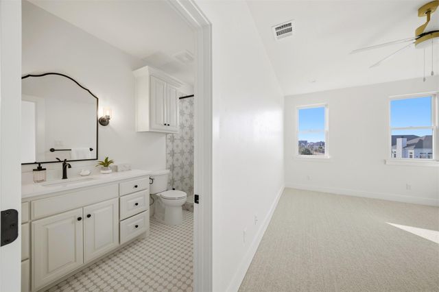 4801 Sunburst Ct, College Station, TX 77845