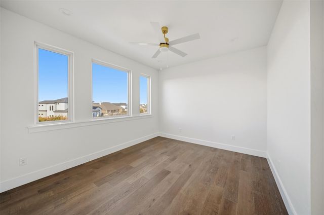 4801 Sunburst Ct, College Station, TX 77845