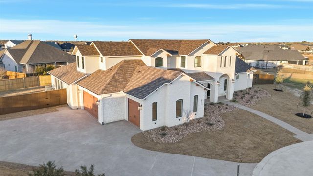 4801 Sunburst Ct, College Station, TX 77845